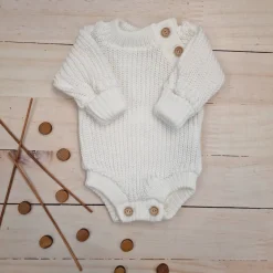 KAZUM Sweterek-body włóczkowe dziergane rosnące z dzieckiem 56-86 coconut