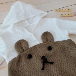 Kombinezon pajacyk z kapturem włóczkowy Miś ostatnie sztuki 56-80