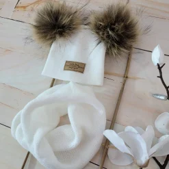 Komplet Czapka z pomponami z futerkiem + tuba biała