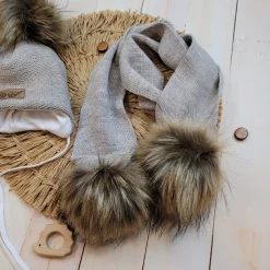 Komplet włóczkowy czapka wiązana z pomponem + szalik, piaskowy
