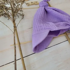 Letnia czapeczka muślinowa wiązana 56-86 lila