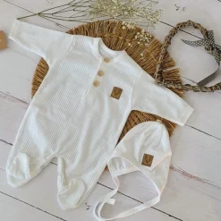 Pajacyk z guzikami + czapka wiązana komplet 2 cz 50-68 biały