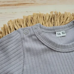 Prążkowane body rosnące wraz z dzieckiem 56-86 onyx krótki rękaw