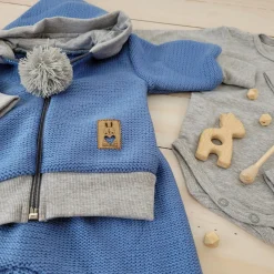 Włóczkowy 4 cz dres baggy niemowlęcy kolor jeans-szary ostatnie sztuki 56, 62, 80