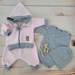 Włóczkowy 4 cz dres baggy niemowlęcy kolor różowo-szary ostatnie sztuki 56, 68, 74, 80, 86