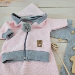 Włóczkowy 4 cz dres baggy niemowlęcy kolor różowo-szary ostatnie sztuki 56, 68, 74, 80, 86