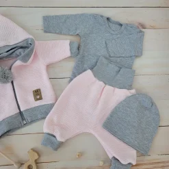 Włóczkowy 4 cz dres baggy niemowlęcy kolor różowo-szary ostatnie sztuki 56, 68, 74, 80, 86