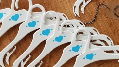 Wieszaki małe 28cm dziecięce niemowlęce 8sztuk biało-niebieskie