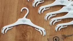 Wieszaki małe 28cm dziecięce niemowlęce 8sztuk biało-szare