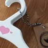 Wieszaki małe 28cm dziecięce niemowlęce 8sztuk biało-różowe
