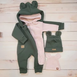 Wiosenna stylizacja na kwiecień dla dziewczynki na wyjście ze szpitala